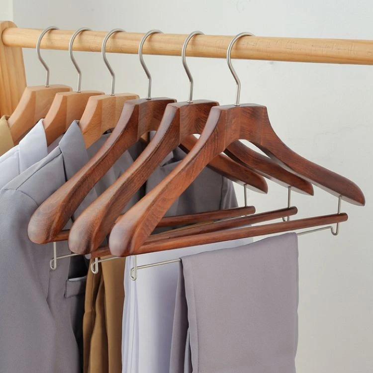wooden suit hangers with locking bar Factory Price(001)